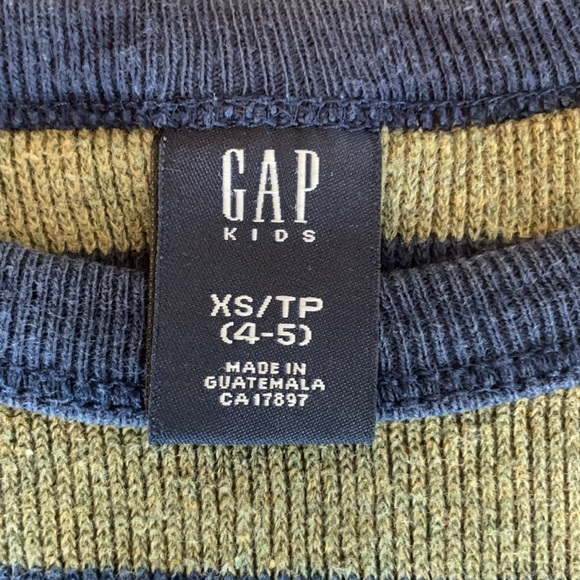 GAP Sweater Boys Sz 4-6 - Picture 3 of 4